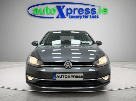 2017 Volkswagen Golf - photo 2