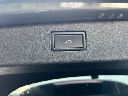 2025 Volkswagen Tiguan - photo 13