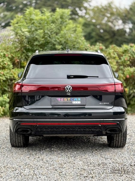 2024 Volkswagen Touareg - photo 19