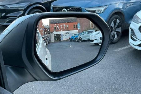 2022 Toyota Yaris - photo 35