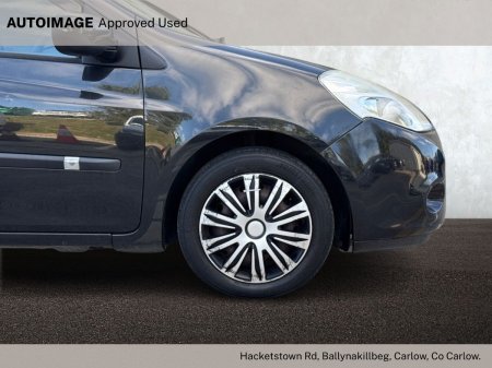 2011 Renault Clio - photo 8