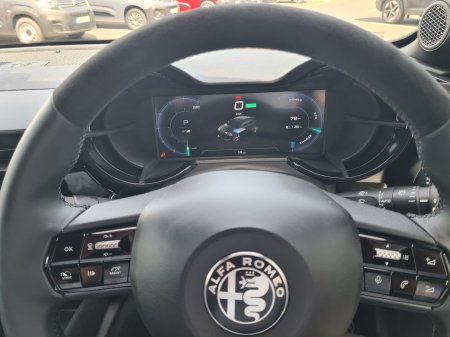 2026 Alfa Romeo Junior - photo 19