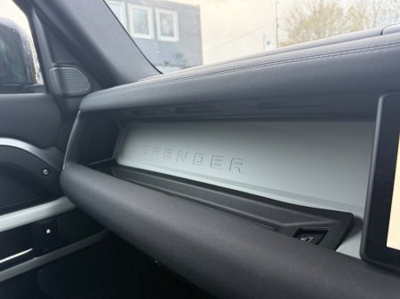 2023 Land Rover Defender - photo 25