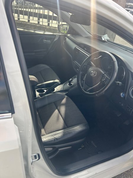 2016 Toyota Auris - photo 4