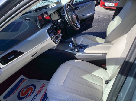 2017 BMW 5-Series - photo 15