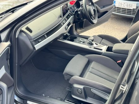 2017 Audi A4 - photo 18