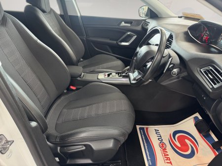 2019 Peugeot 308 - photo 11
