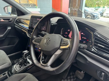 2024 Volkswagen T-Roc - photo 12