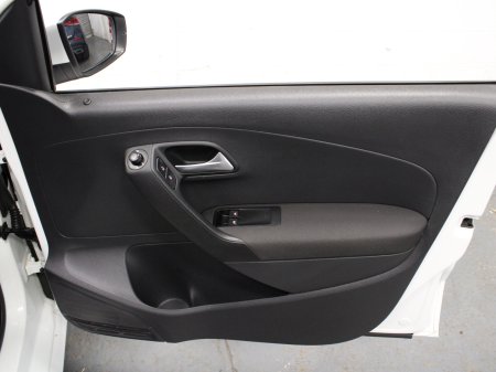 2017 Volkswagen Polo - photo 20