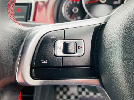 2019 Volkswagen up! - photo 17