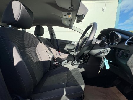 2015 Ford Fiesta - photo 7