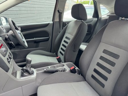 2011 Ford Focus - photo 12