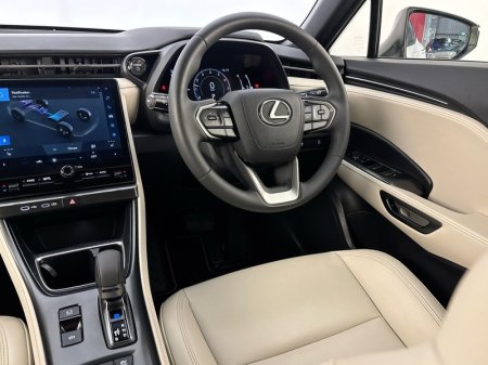 2026 Lexus LBX - photo 9