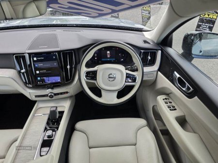 2022 Volvo XC60 - photo 10