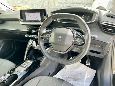 2023 Peugeot 208 - photo 10