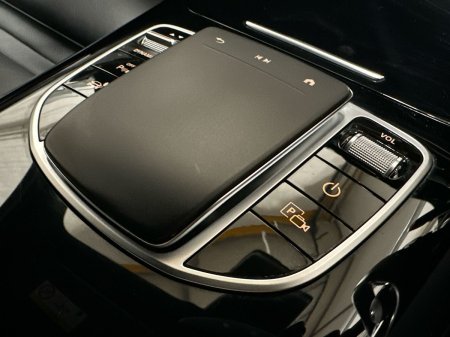 2023 Mercedes-Benz EQC - photo 18