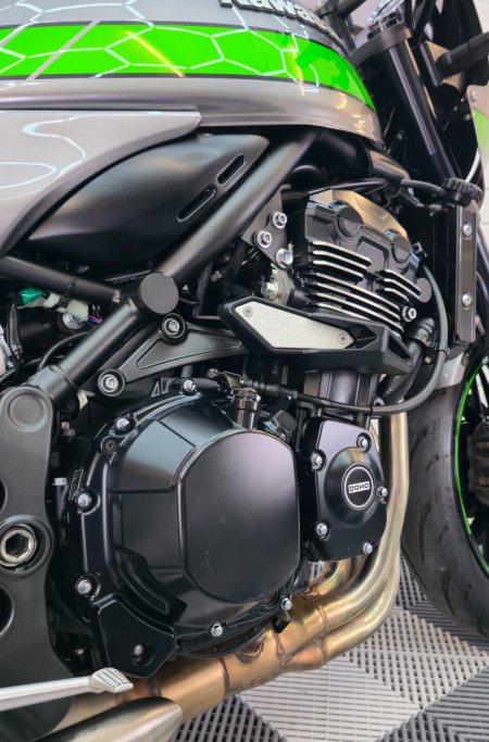 2020 Kawasaki Z 900 RS - photo 21