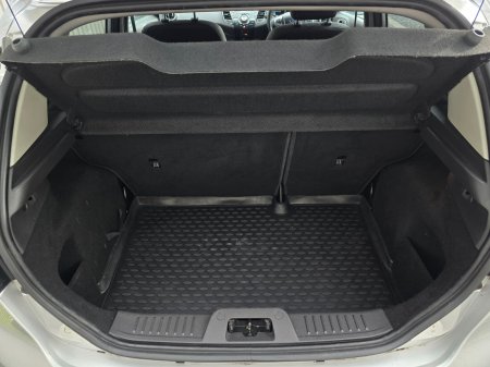 2015 Ford Fiesta - photo 22