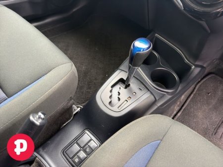 2019 Toyota Aqua - photo 10
