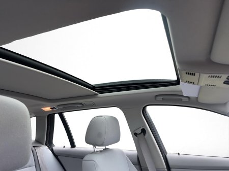 2010 BMW 3-Series - photo 15