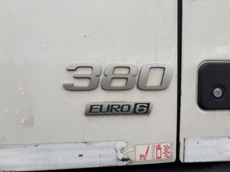 2019 Volvo FM380 - photo 13