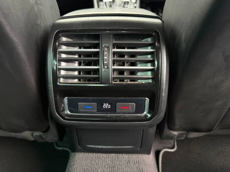 2018 Volkswagen Passat - photo 13