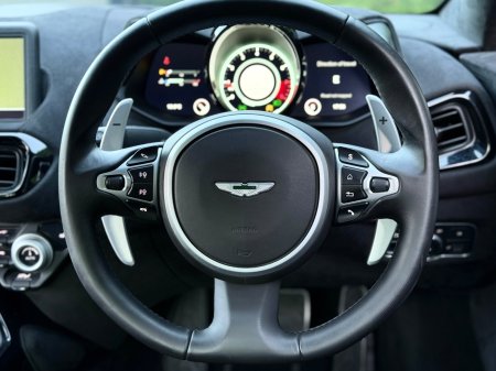 2020 Aston Martin Vantage - photo 9