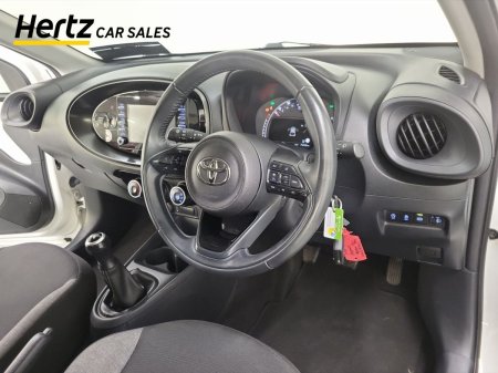 2023 Toyota Aygo X - photo 12