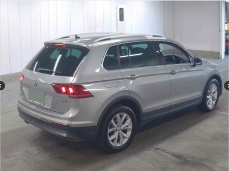 2019 Volkswagen Tiguan - photo 5