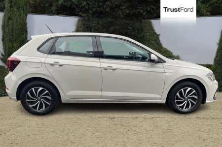 2023 Volkswagen Polo - photo 3