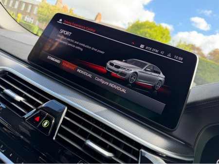 2023 BMW 5-Series - photo 28