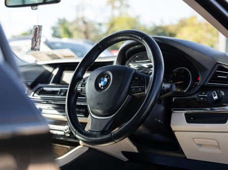 2015 BMW 5-Series - photo 12