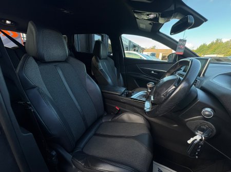 2018 Peugeot 5008 - photo 10