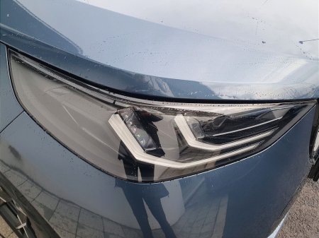 2025 BMW X3 30e xDrive M Sport €77,995 thumbnail