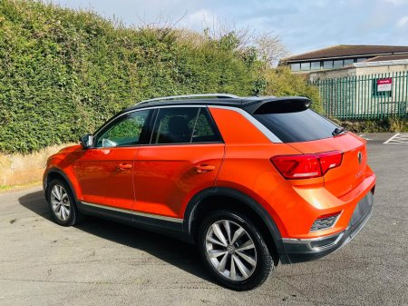 2020 Volkswagen T-Roc - thumbnail 17