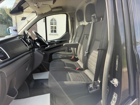 2020 Ford Transit Custom - thumbnail 15
