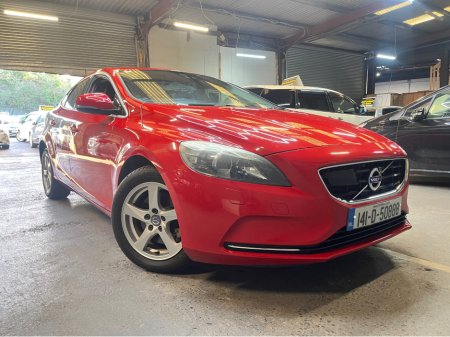 2014 Volvo V40 DBA-MB4164T €9,995