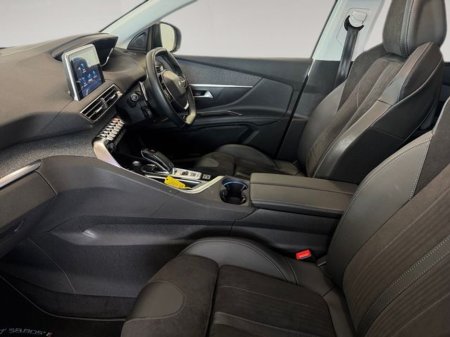 2020 Peugeot 5008 - thumbnail 18