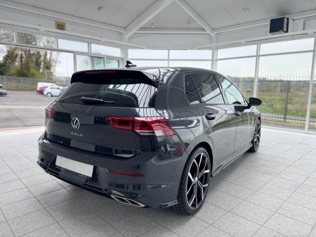 2024 Volkswagen Golf - photo 4