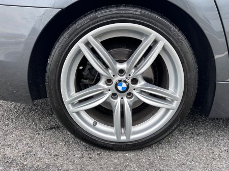 2015 BMW 5 Series - thumbnail 40