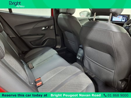 2024 Peugeot 2008 ALLURE 1.2 HYBRID 136 €29,950 thumbnail