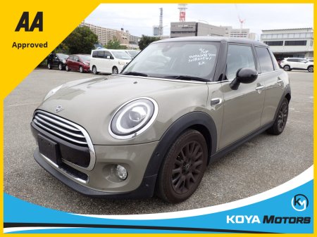 2019 MINI Cooper 1.5 COOPER STEALTH SERIES 5DR AUTOMATIC €21,950 thumbnail