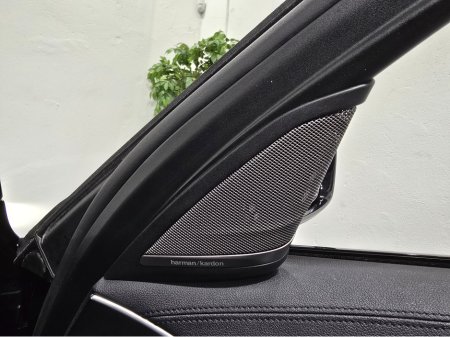 2019 BMW 5 Series - thumbnail 13