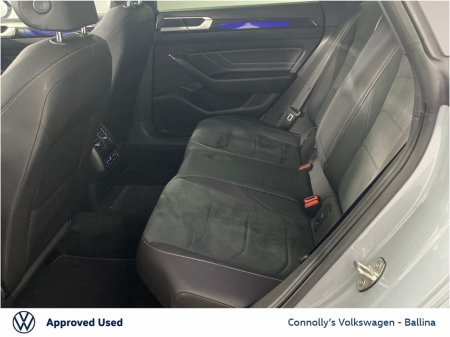 2025 Volkswagen Arteon 2.0TDI D7F 150HP R-LINE Shooting Brake*Massive Spec* €52,945 thumbnail