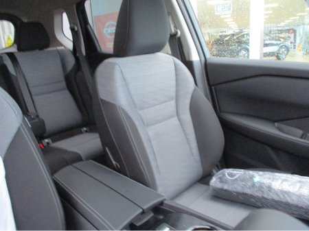 2026 Nissan X-Trail SV PREMIUM 5 SEAT MY24 thumbnail