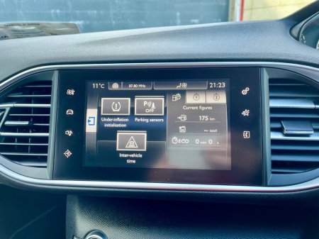 2017 Peugeot 308 - thumbnail 29