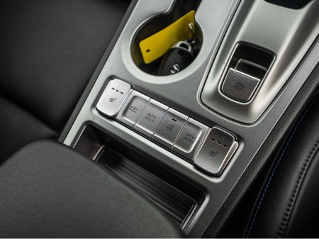 2024 Hyundai Kona 2024 Hyundai Kona EV Premium/SOH 100%/1yr warranty €24,888 thumbnail