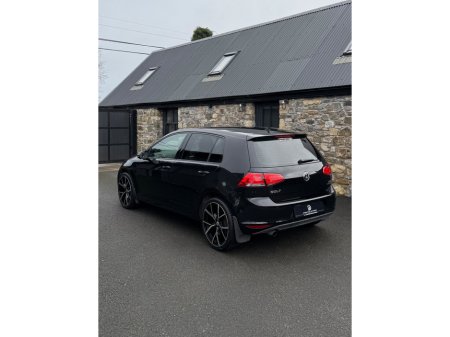 2014 Volkswagen Golf  €13,995 thumbnail