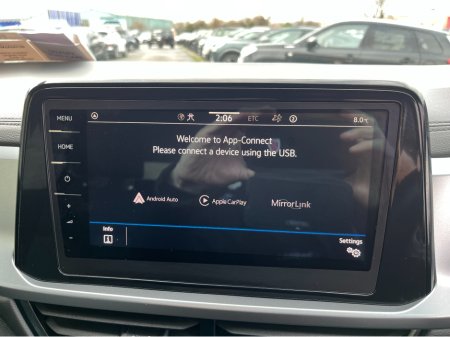 2023 Volkswagen T-Roc ACTIVE AUTOMATIC 1.5 PETROL //VERY LOW MILES//KEYLESS ENTRY//ADAPTIVE CRUISE CONTROL//BLIND SPOT WARNING// €29,950 thumbnail