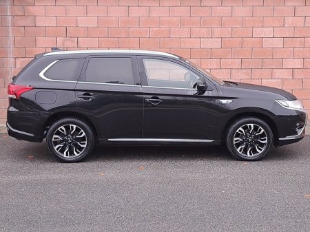 2015 Mitsubishi Outlander 4 Wheel Drive Intense Plus Model Plug in Hybrid. €13,950